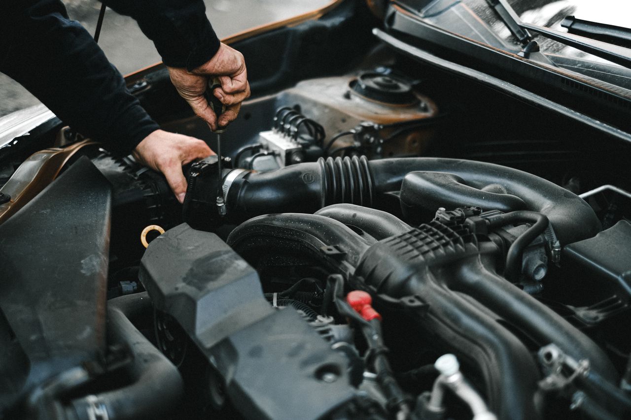 Electronic vehicle diagnostics with scan tool