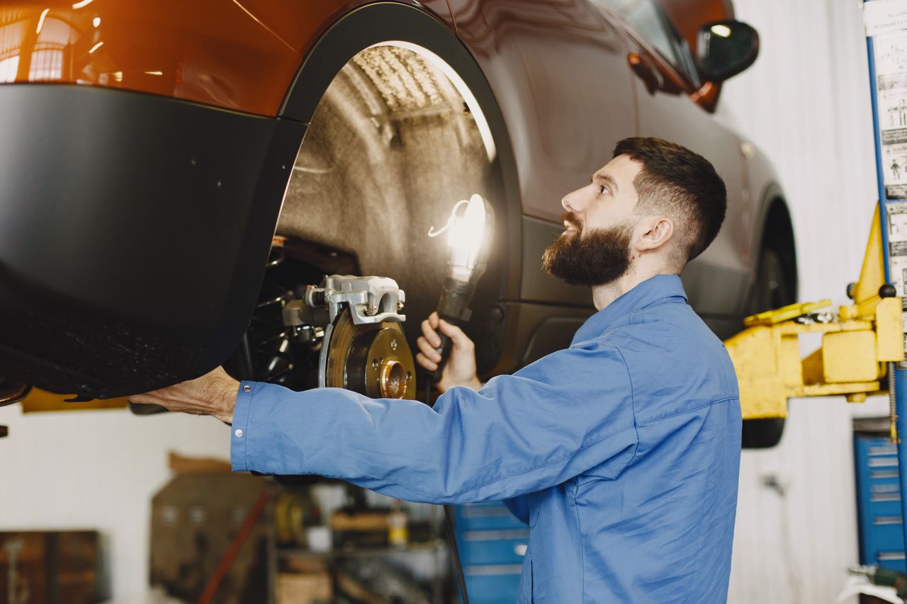 Brake inspection and repair service
